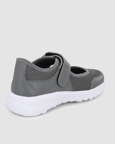Miseen Classic Casual Slip-ons