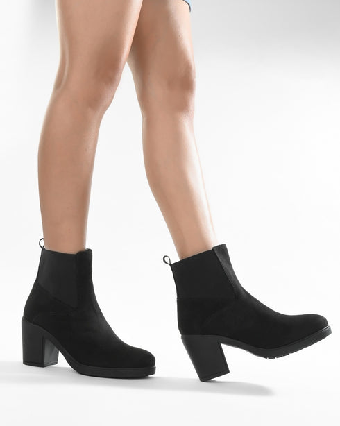 Adorly suede block heel chelsea boots
