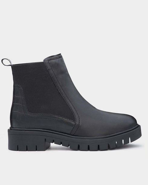 Adorly Classic Chelsea Boots